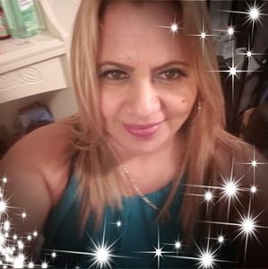 Meet your Posher, Ana